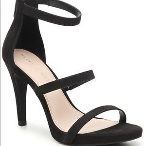 🌸NWT Kelly & Katie Heel
